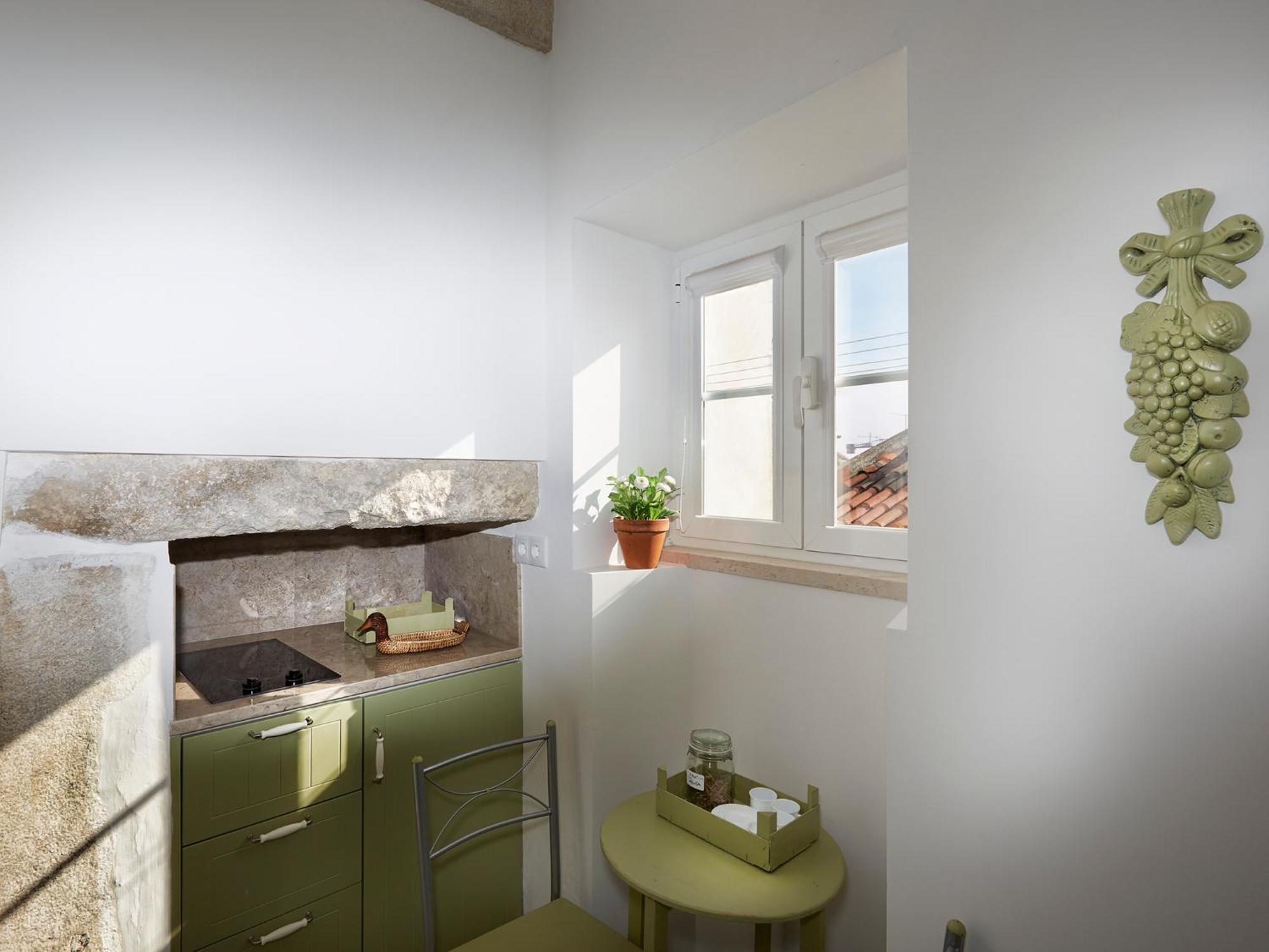 Alfama Cozy Studios By Get Your Stay Лиссабон Экстерьер фото
