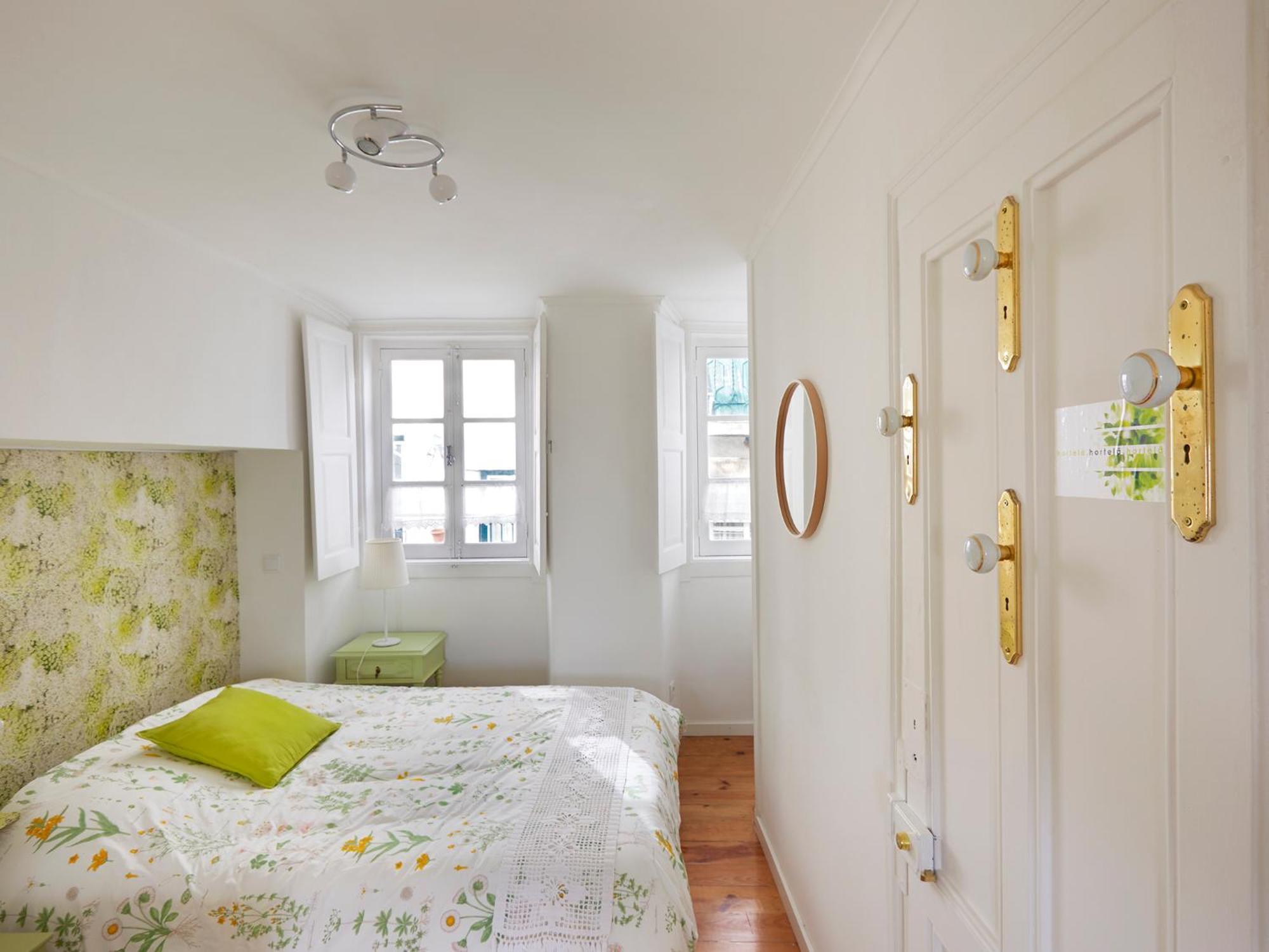 Alfama Cozy Studios By Get Your Stay Лиссабон Экстерьер фото