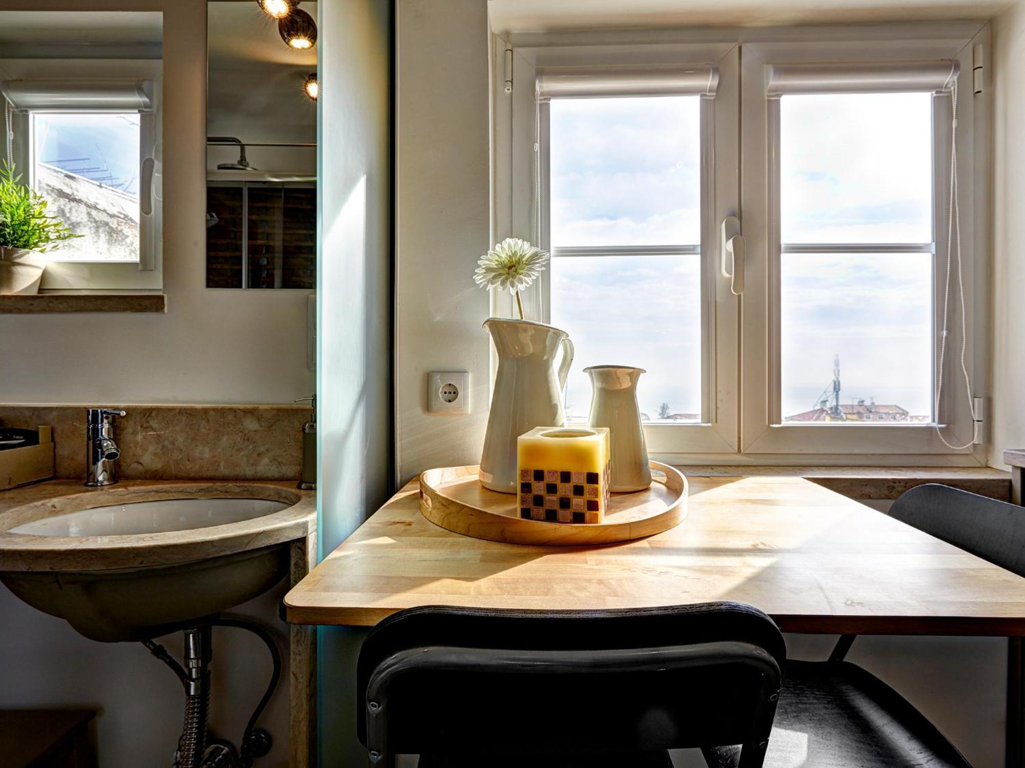 Alfama Cozy Studios By Get Your Stay Лиссабон Экстерьер фото