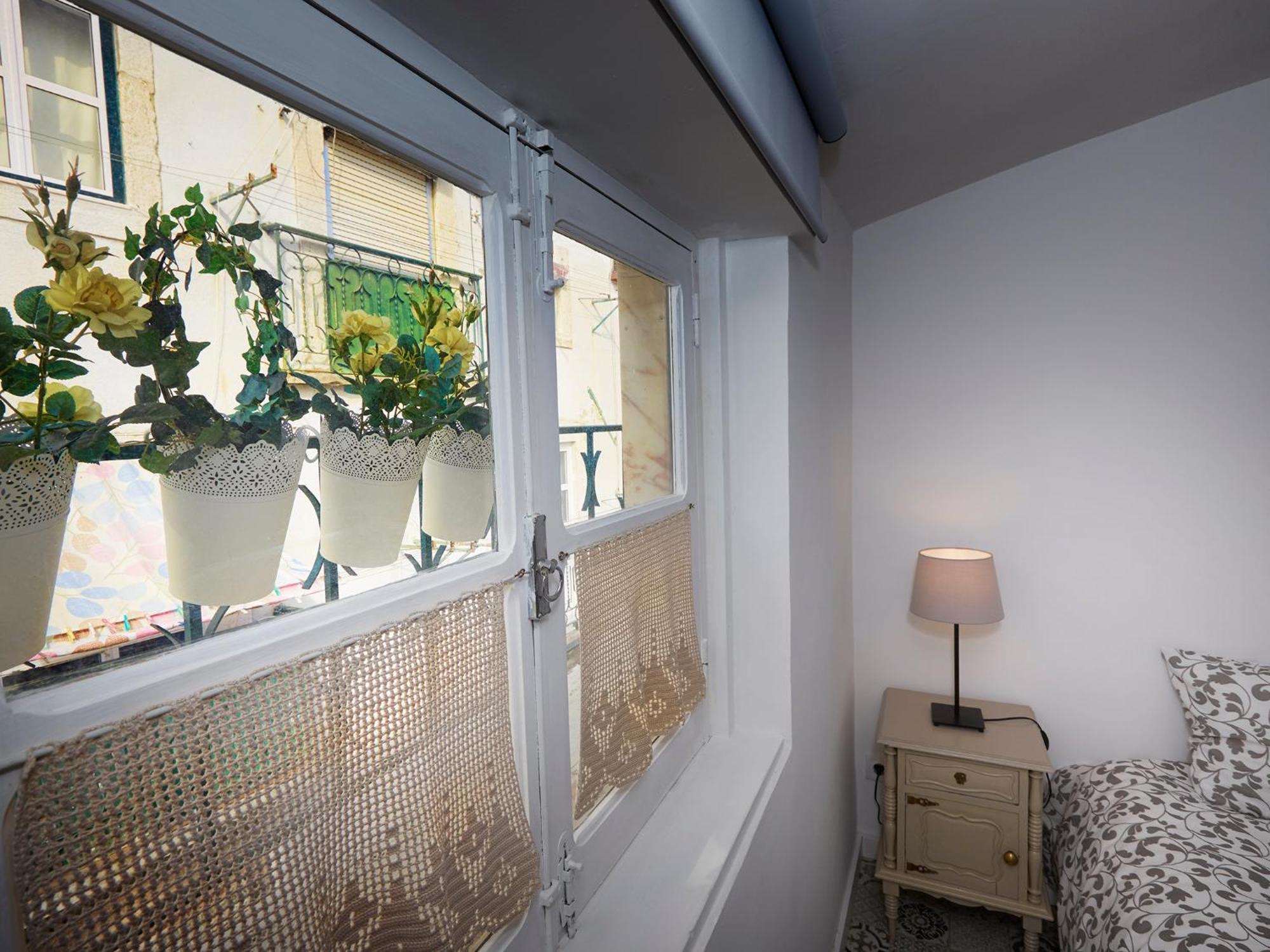 Alfama Cozy Studios By Get Your Stay Лиссабон Экстерьер фото